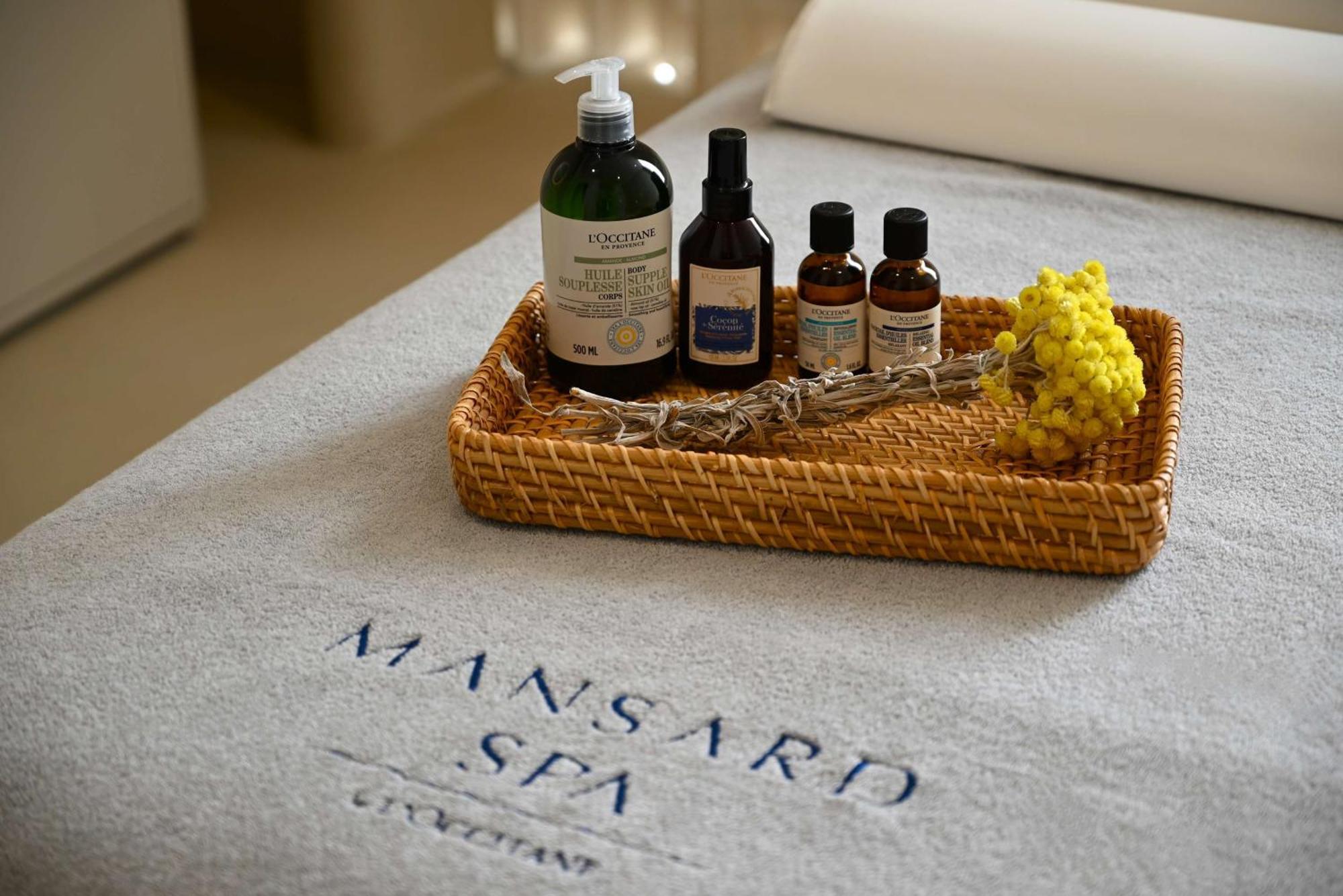 Mansard Riyadh, A Radisson Collection Hotel Exterior photo Spa products
