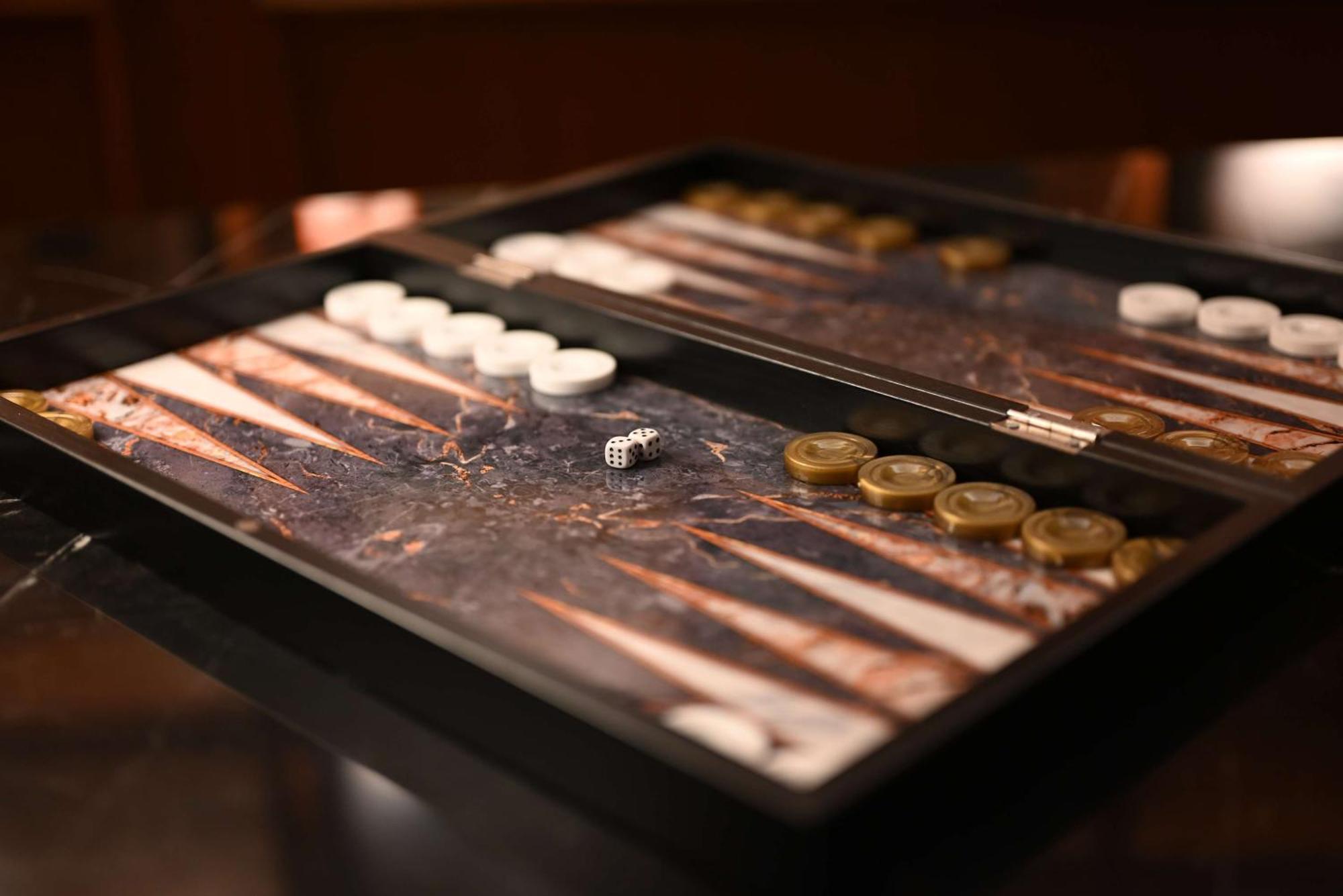 Mansard Riyadh, A Radisson Collection Hotel Exterior photo A backgammon board