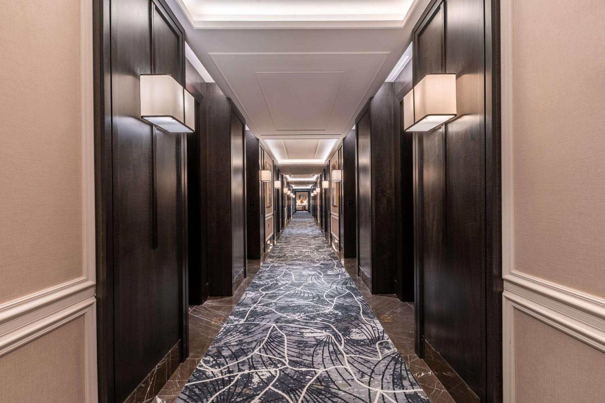 Mansard Riyadh, A Radisson Collection Hotel Exterior photo A corridor